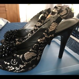 Lacy sling back pumps. Size 8